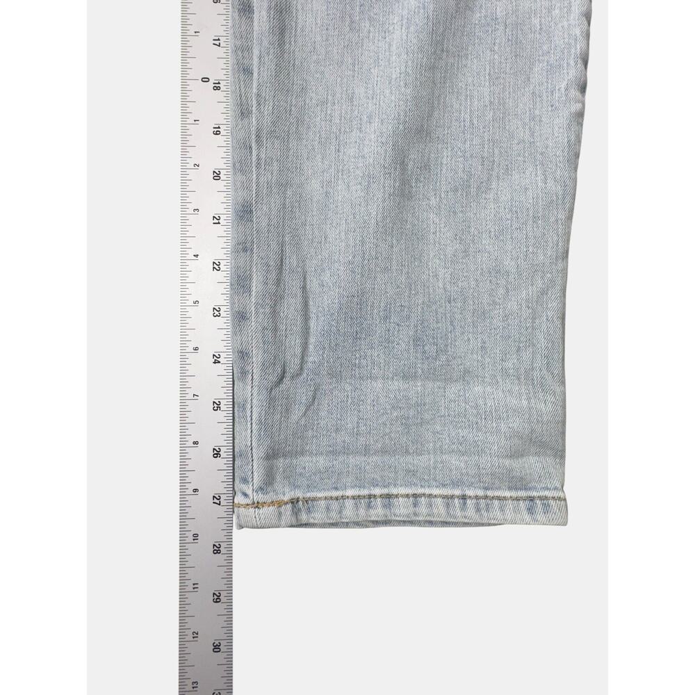 Chico’s Platinum Skimmer Jeans Women’s Size 1 Floral Rhinestone Denim Light Wash - Picture 3 of 9